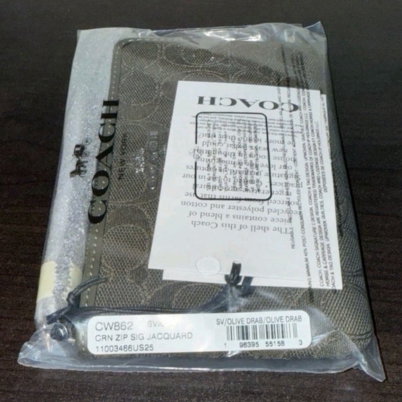 Coach Corner Zip Olive Wristlet Signature Jacquard - Picture 5 of 6